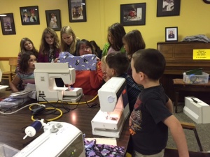 4-H sewing 2015